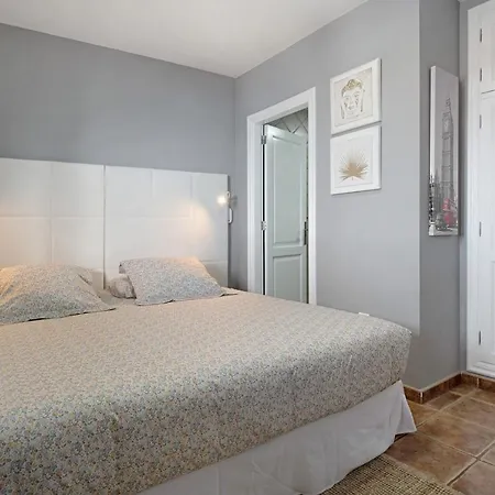 La Estrella Ii Apartament *